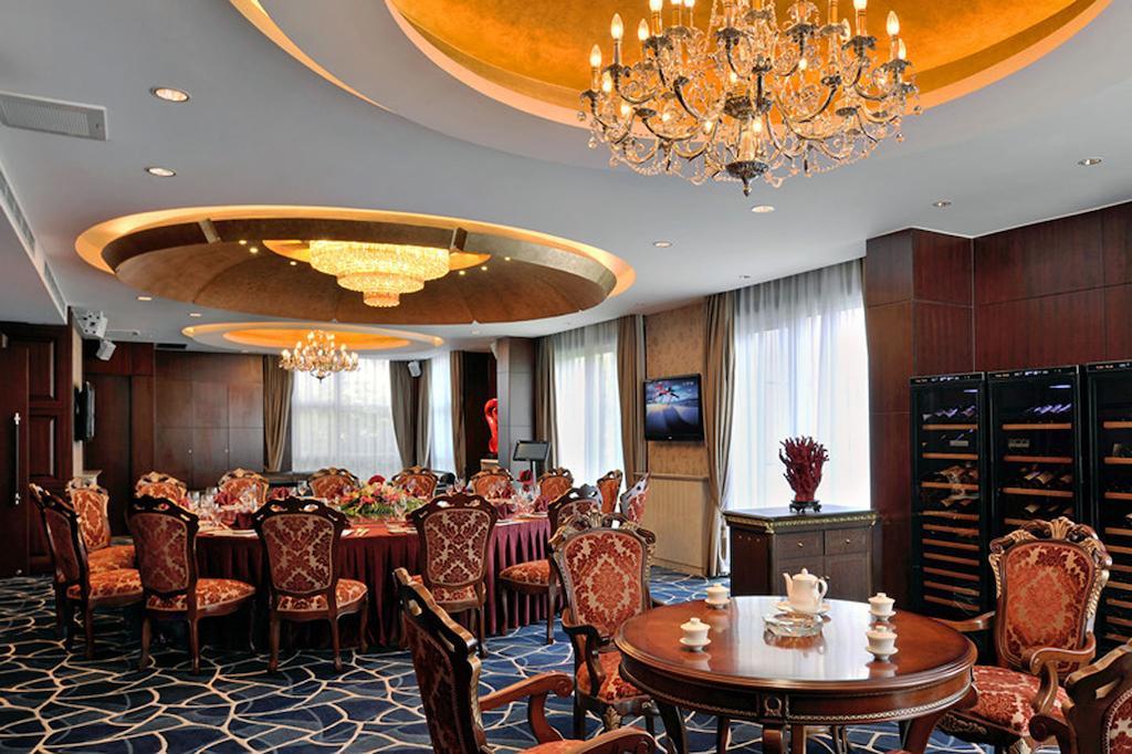 Ramada Plaza Shanghai Gateway Exterior photo